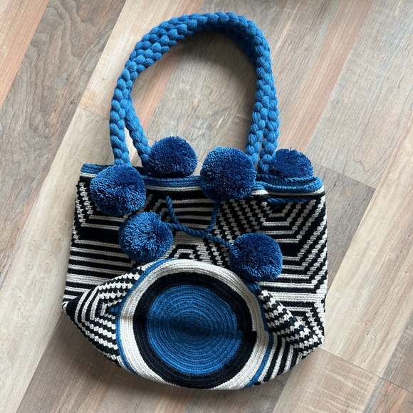 Blue and Black Geometric Tote Bag - Picture 3 of 6